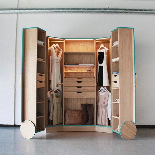 Walk-in Closet, Hosun Ching