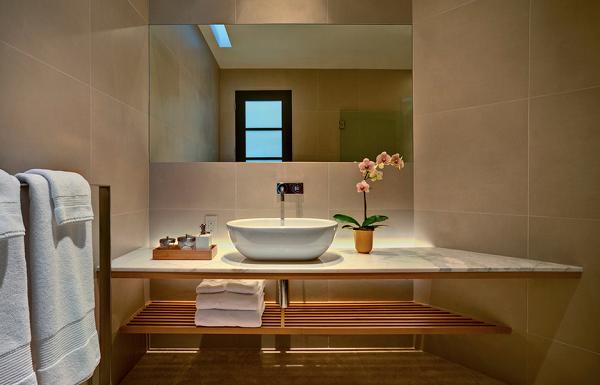 Transformar um banheiro funcional em um spa pessoal