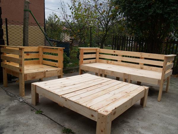 Mobiliário de jardim usando os paletts