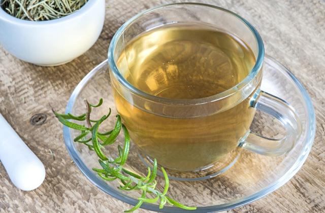 Alecrim tem propriedade diurética, anti -reumático e anti -oxidante