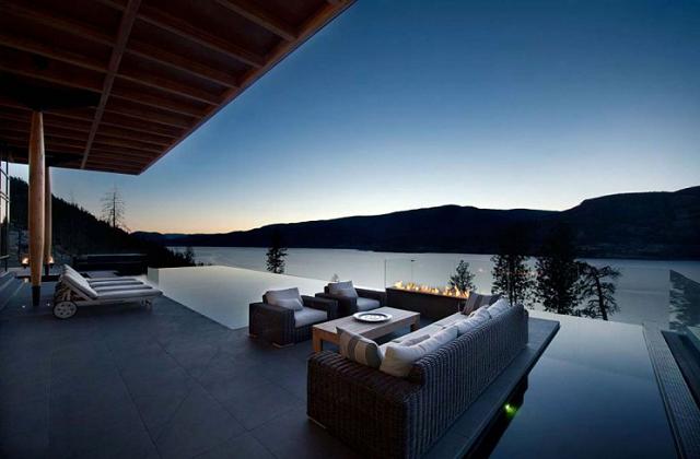 Floating House no Canadá