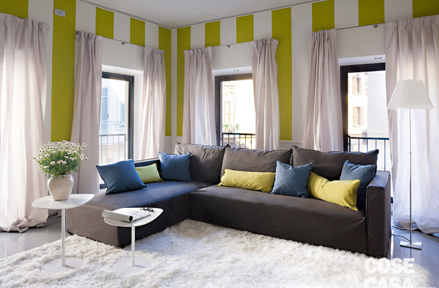 Cores frias na sala de estar