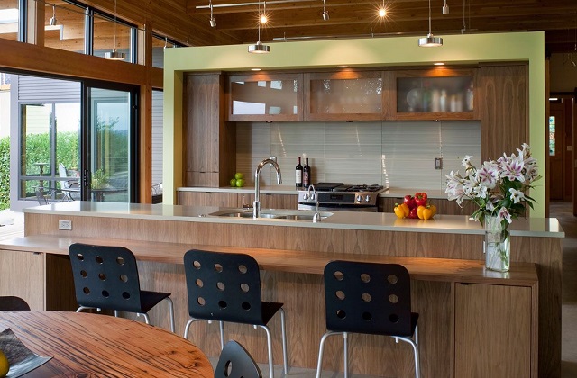 a casa gera energia elétrica captada diretamente do sol