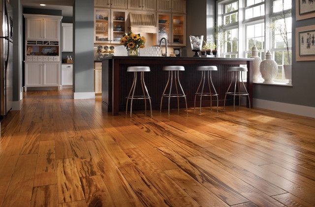 Descobrindo todas as vantagens do revestimento de PVC efeito madeira