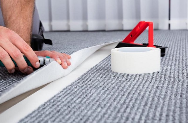 Janelas de vidro duplo, carpetes e painéis isolantes: utilização